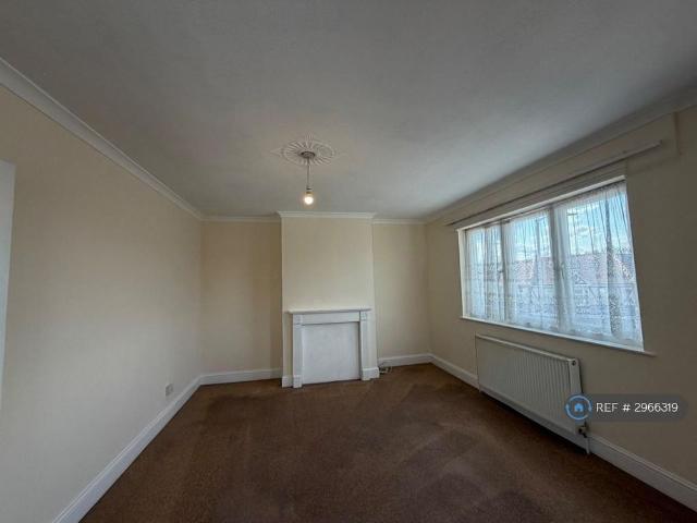 Apartment for rent in Gants Hill, Greater London