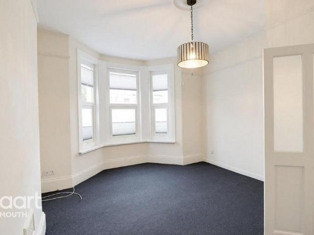 Apartment for rent in St.Judes, Mount Wise