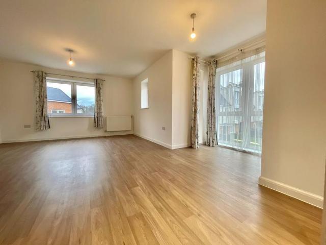 Apartment for rent in Swanscombe and Greenhithe, Monks Orchard