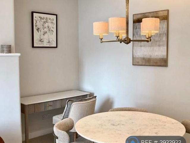 Apartment for rent in Aldrington