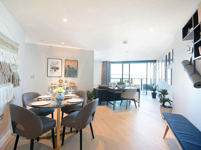 Flat for rent in Elephant and Castle, Greater London
