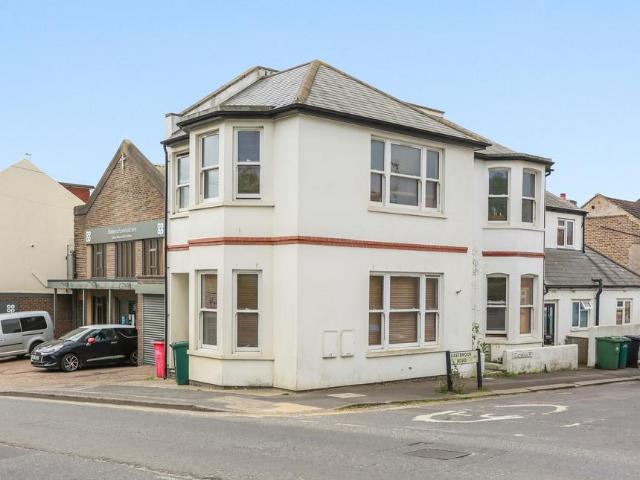 Flat for rent in Portslade Village, Isle Of Man
