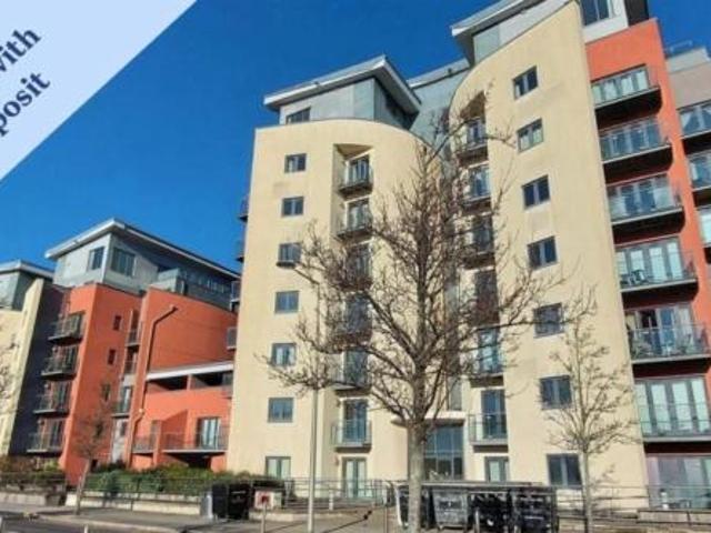 Flat for rent in SA1 Swansea Waterfront, Nangreaves