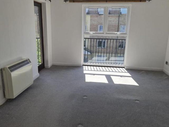Apartment for rent in Old Town, Heathlands