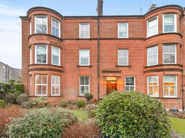Flat for rent in Dumbarton, Scotland