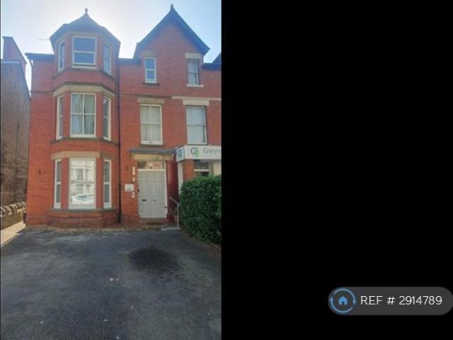 Flat for rent in Colwyn Bay, Wales