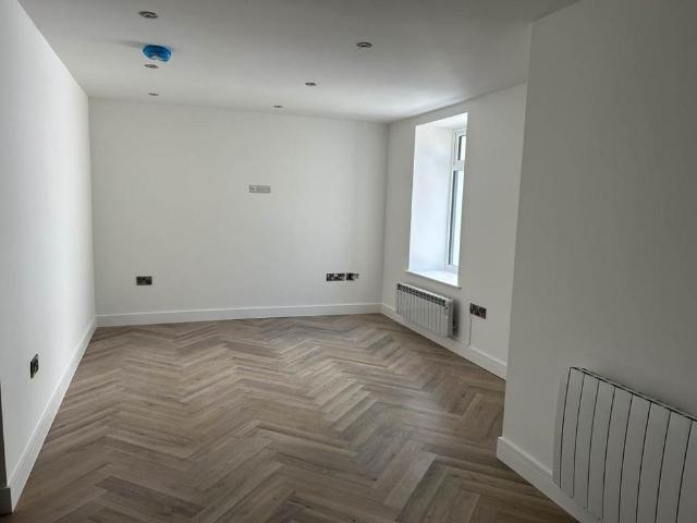 Apartment for rent in Waun Fawr, Wales