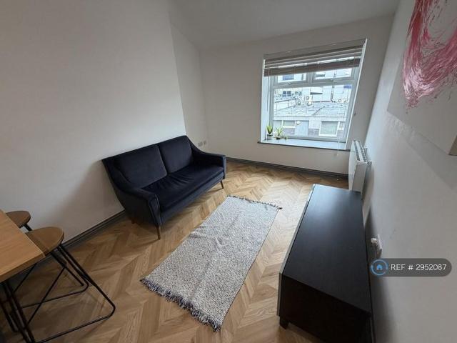 Apartment for rent in Avenham, Higher Bartle
