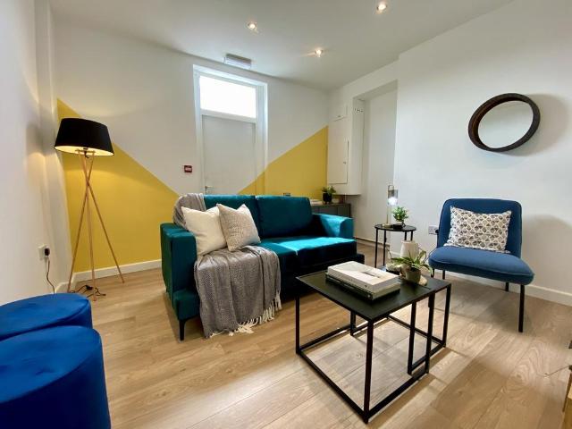 Flat for rent in Moss Side, Georgia