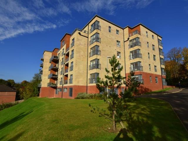 Flat for rent in Bothwell, Scotland