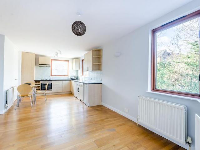 Flat for rent in Rotherhithe, Greater London