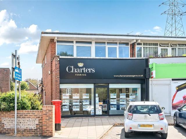 Flat for rent in Clapham, West Sussex
