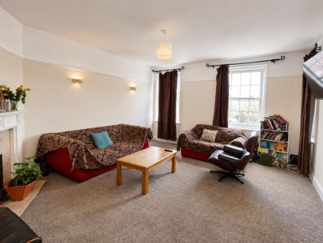 Apartment for rent in Winchmore Hill, Edmonton