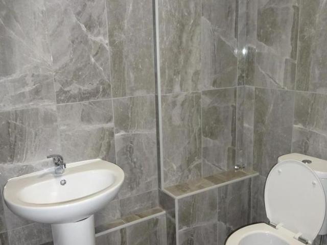 Apartment for rent in Shaw and Crompton, Pendock