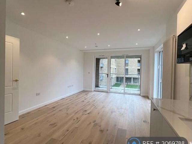 Apartment for rent in Epsom, Epsom and Ewell