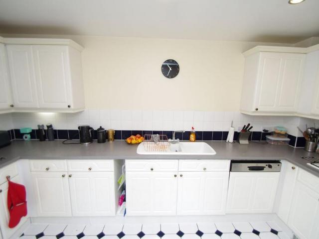 Flat for rent in Pouchen End, Hertfordshire