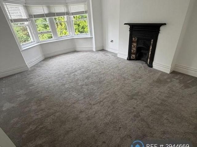Apartment for rent in Glyne Gap, Heathlands