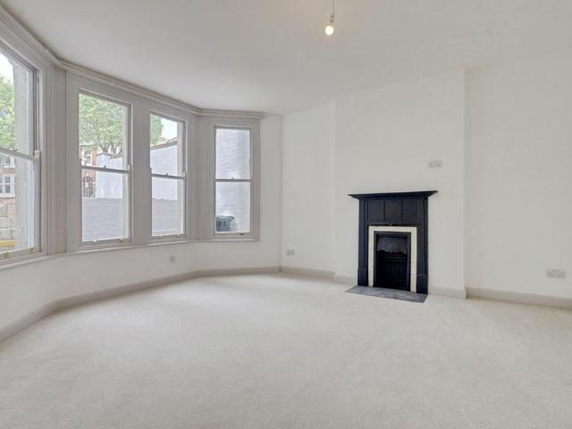 Apartment for rent in Alton Barnes, Essex