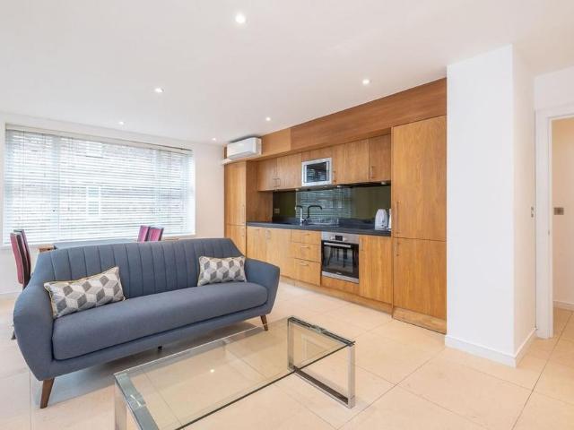 Apartment for rent in Belsize Park, Greater London