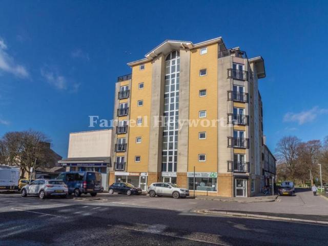 Flat for rent in Skerton, Bare