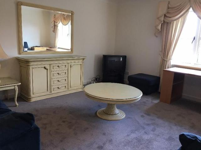 Apartment for rent in Mayfield, Newington