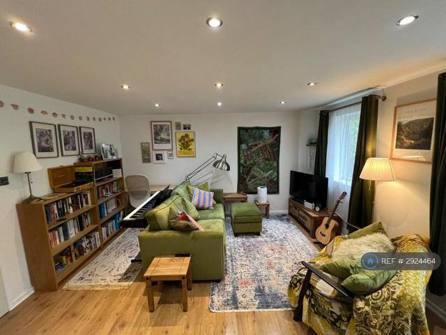 Apartment for rent in City Centre, Georgia