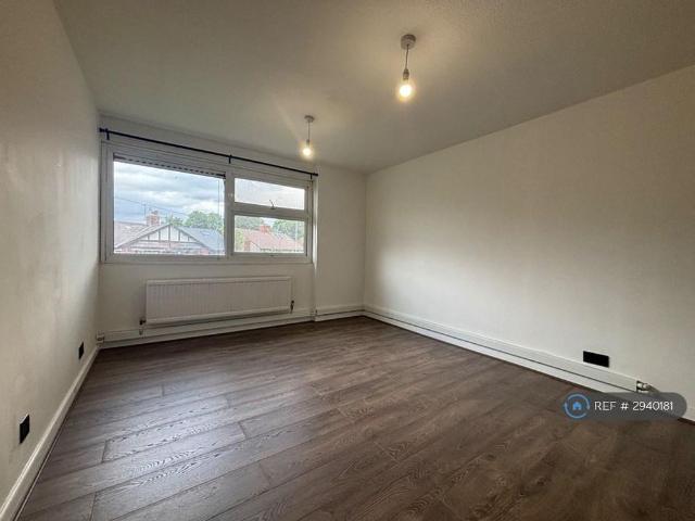 Apartment for rent in Sedgley Park, Bury
