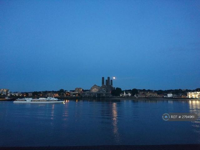 Flat for rent in Isle Of Dogs, Isle Of Man