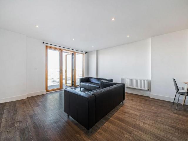Apartment for rent in Strode, Devon