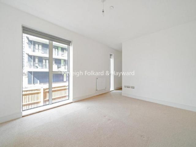 Apartment for rent in Alperton, Greater London