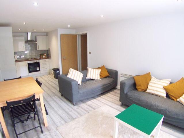 Flat for rent in Woodhouse, West Yorkshire