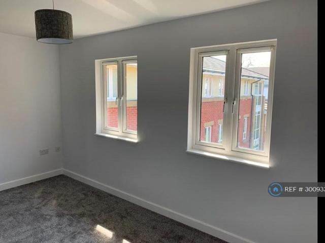 Apartment for rent in Egerton Park, Wirral
