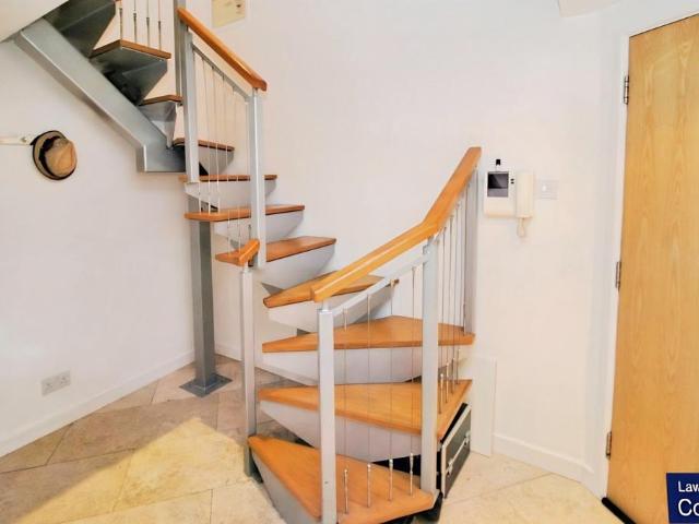 Flat for rent in City Centre, Georgia