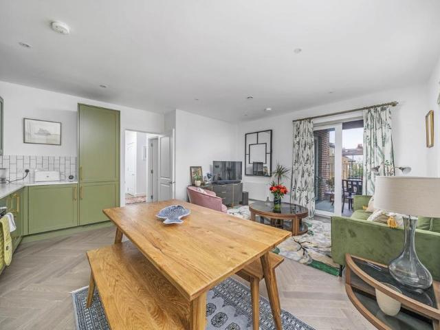 Apartment for rent in Streatham, Greater London