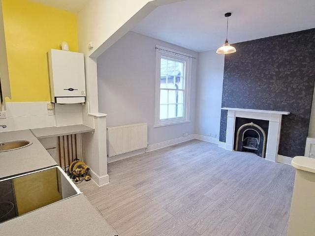 Apartment for rent in Middlecroft, Hampshire