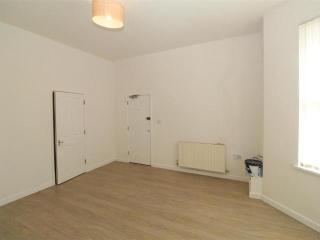 Flat for rent in Wales