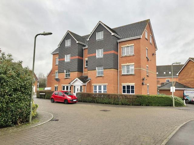 Flat for rent in Hedge End, Helford