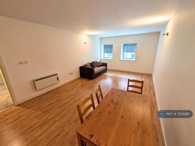 Apartment for rent in The Meadows, Haddon