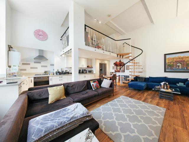 Apartment for rent in Harrow On The Hill, Greater London
