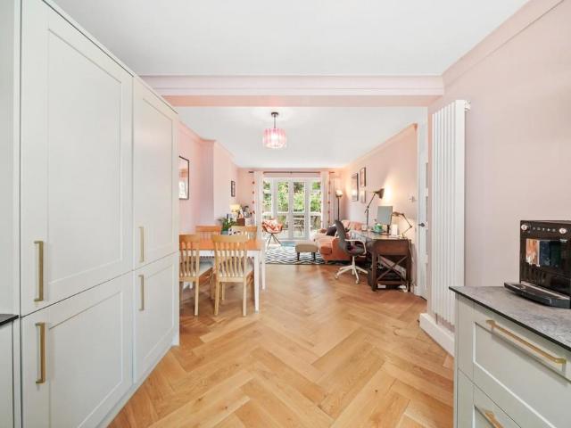 Flat for rent in Stoke Newington, Isle Of Man