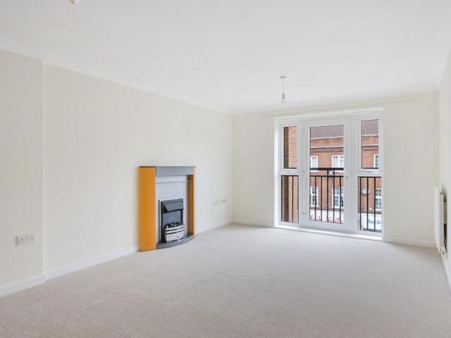 Apartment for rent in Epsom, Epsom and Ewell