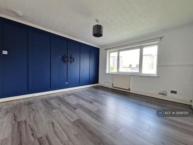 Flat for rent in Whitlawburn, Cambuslang