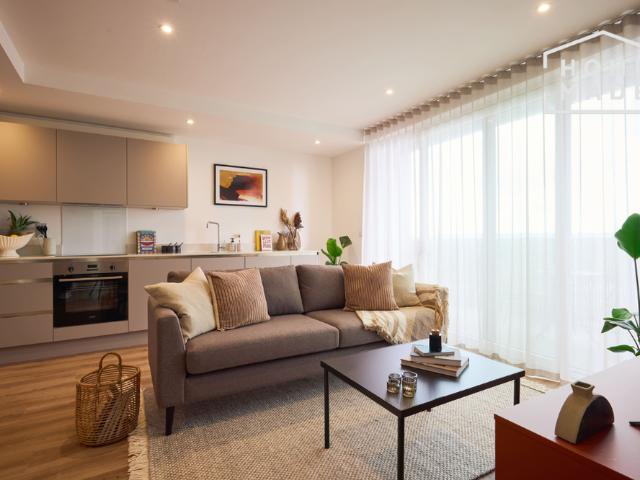 Apartment for rent in London Borough of Croydon, Cat Hill