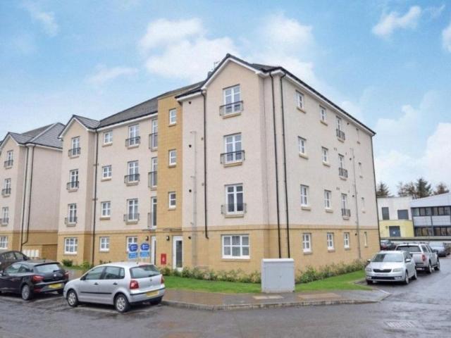 Apartment for rent in Buckstone, Fairmilehead