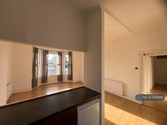 Apartment for rent in London Borough of Croydon, Greater London