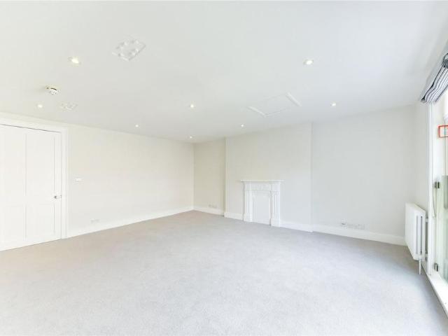 Apartment for rent in Bloomsbury, Greater London