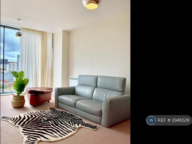 Flat for rent in City Centre, Georgia