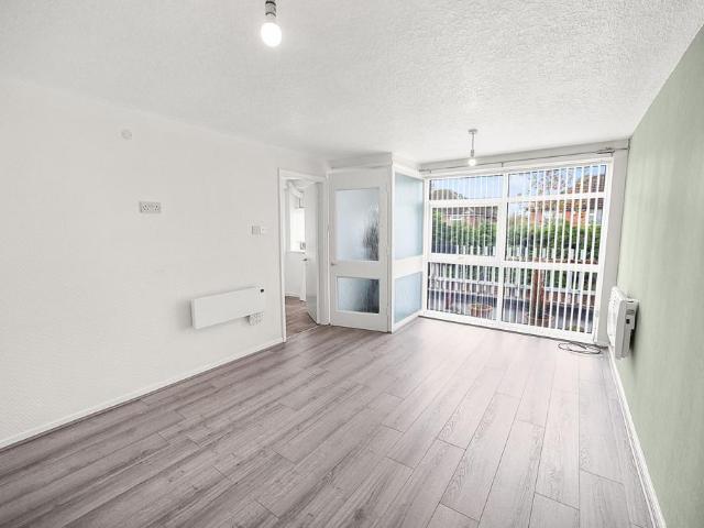 Flat for rent in Rainford, St Helens