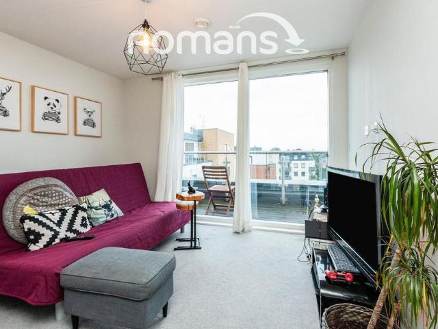 Apartment for rent in Heol-las, Surrey