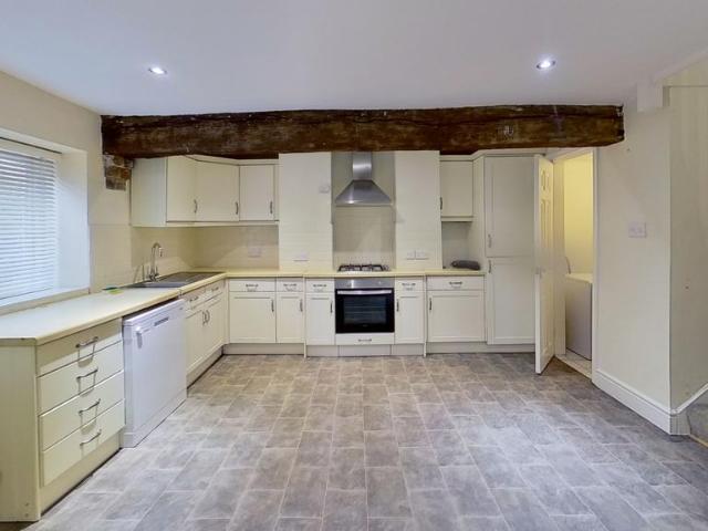 Flat for rent in Haddon, East Midlands
